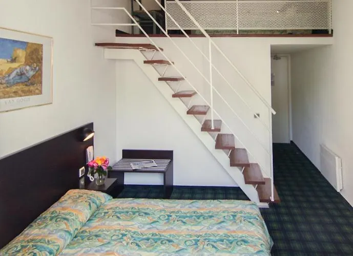 克里斯莱酒店 酒店 卢德