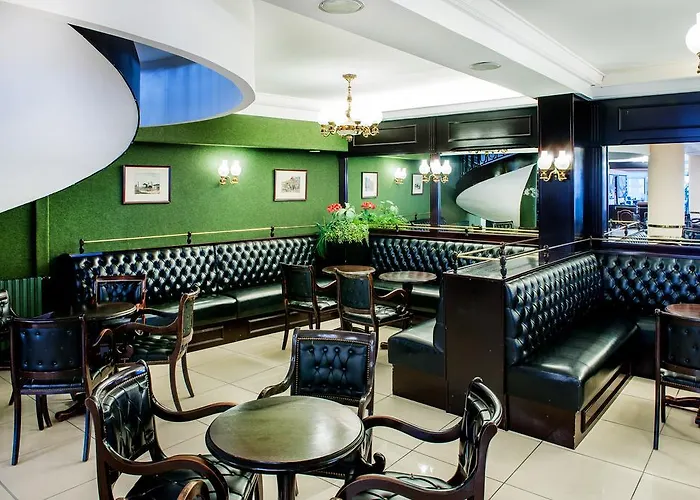 克里斯莱酒店 酒店 4*