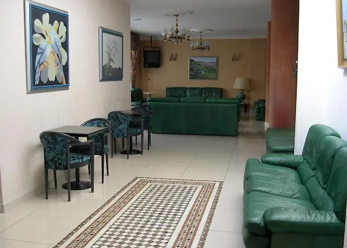 克里斯莱酒店 4*