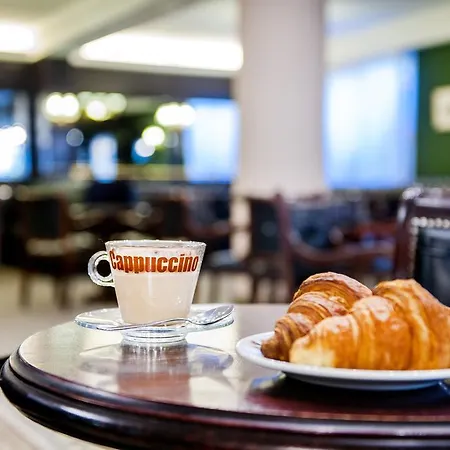 Hotel Christ Roi 4*