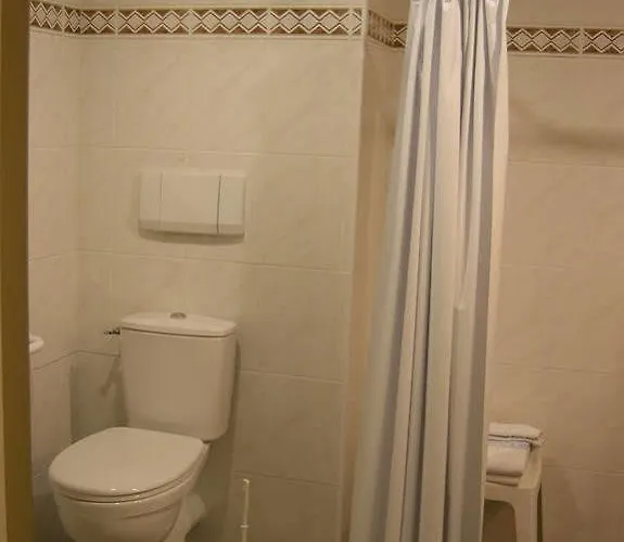 Christ Roi 4* Лурд