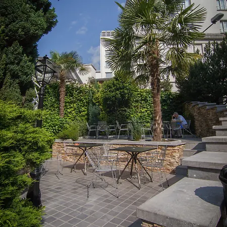 Christ Roi מלון 4*