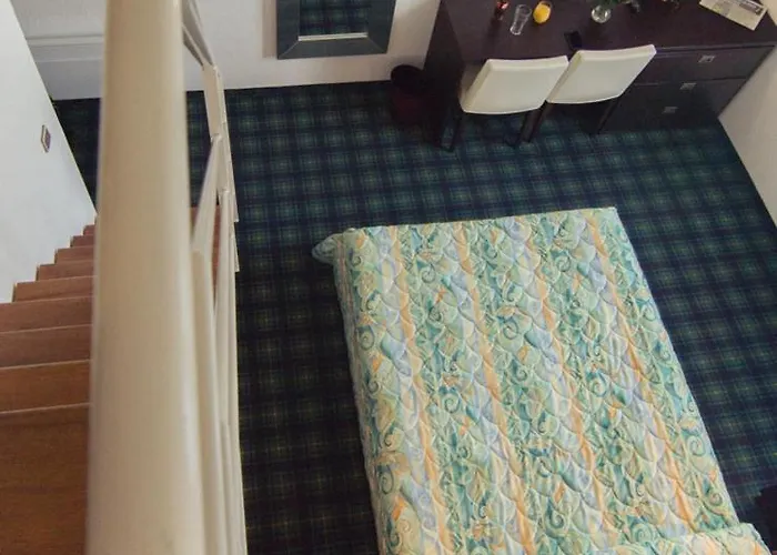 Christ Roi ホテル 4*