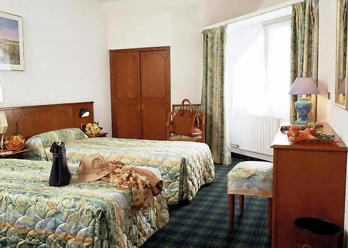 Christ Roi 4* ルルド