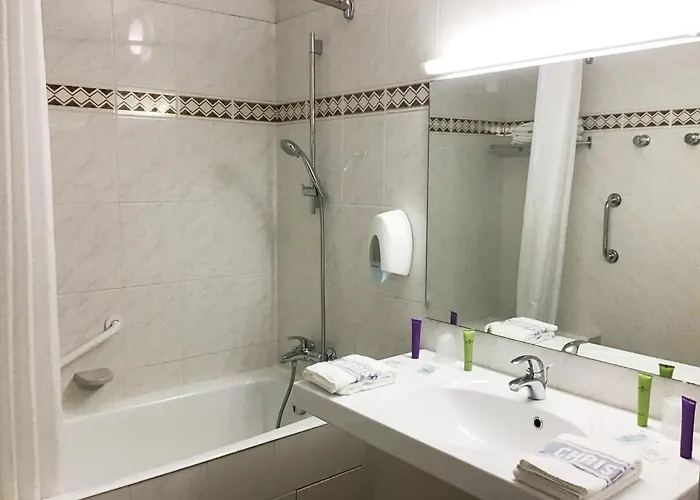 Christ Roi 4* ルルド